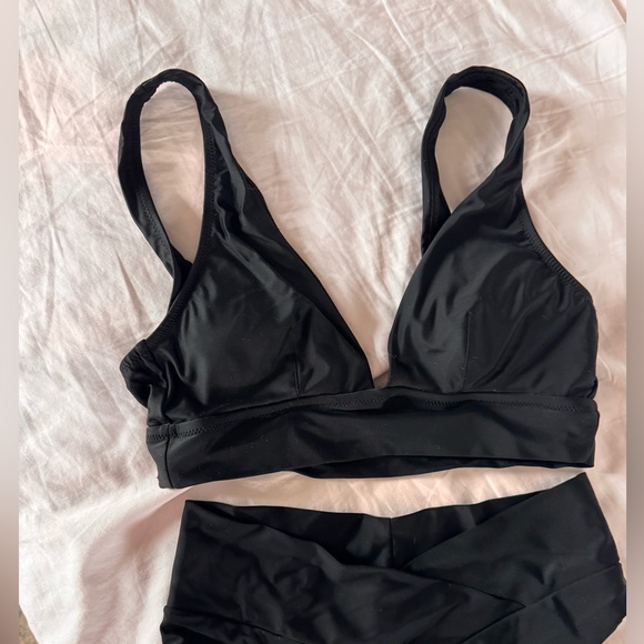 Aerie HighRise Crosswaist Bikini - Picture 3 of 5